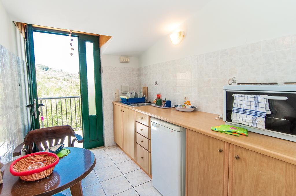 Karmiris Studios And Apartments Keri Екстериор снимка